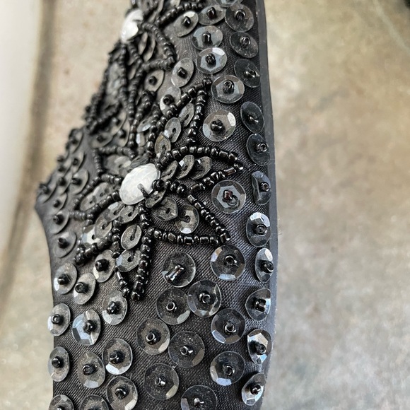 Blinged out slip ons for hosting or going out in. 1 inch heel - Picture 3 of 4